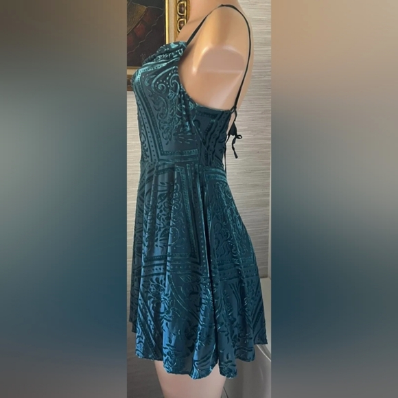 Lexi Velvet Floral Print Cowl Neck Mini Party Dress Adjustable Straps - Picture 5 of 9